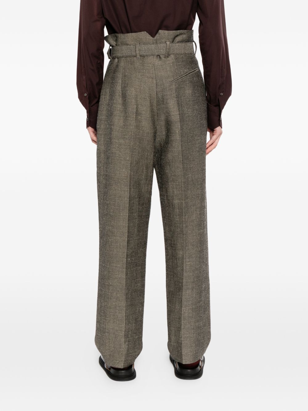belted trousers