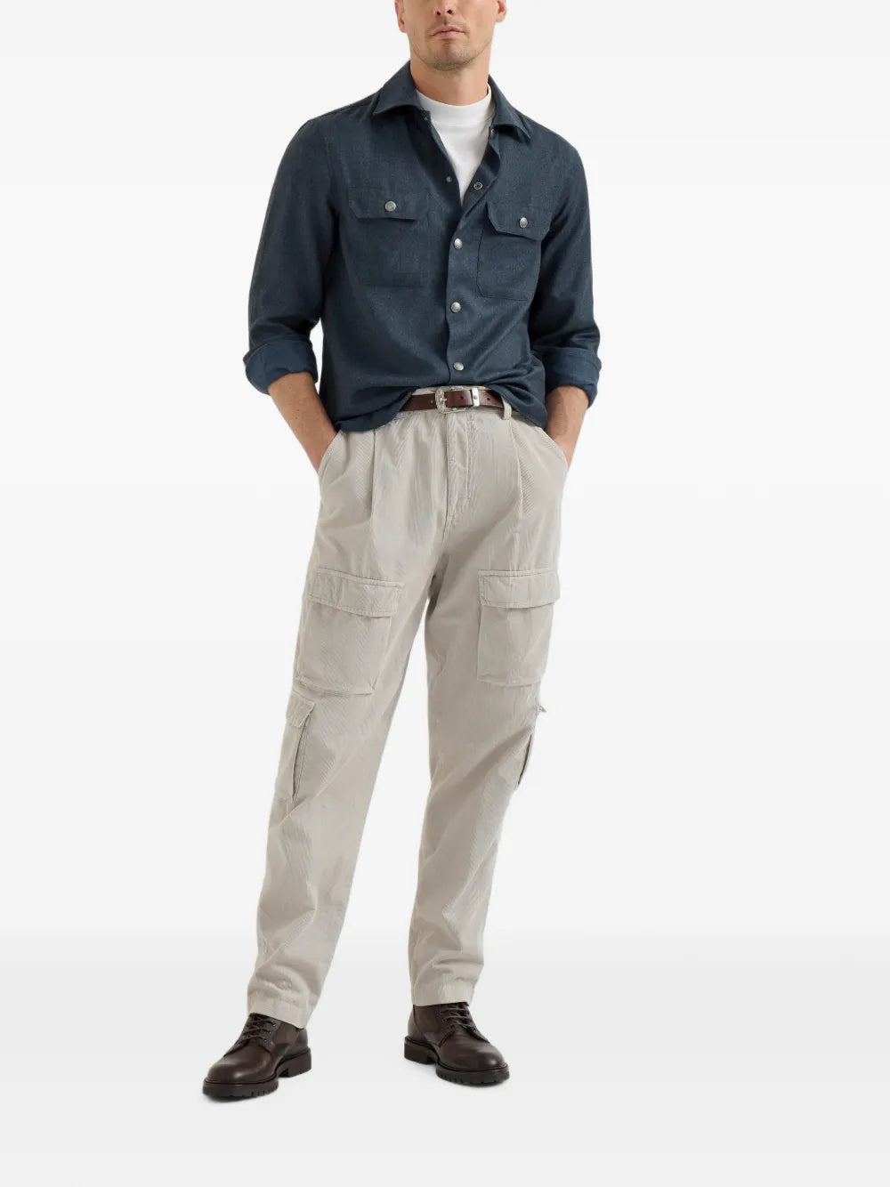 virgin-wool flannel overshirt with spread-collar and chest-pockets