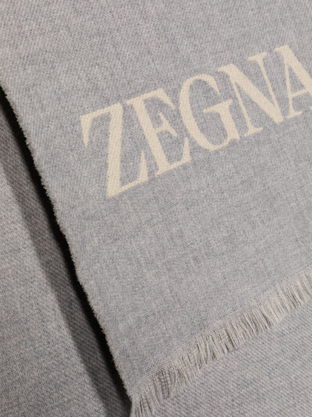 Logo-Jacquard Frayed Scarf