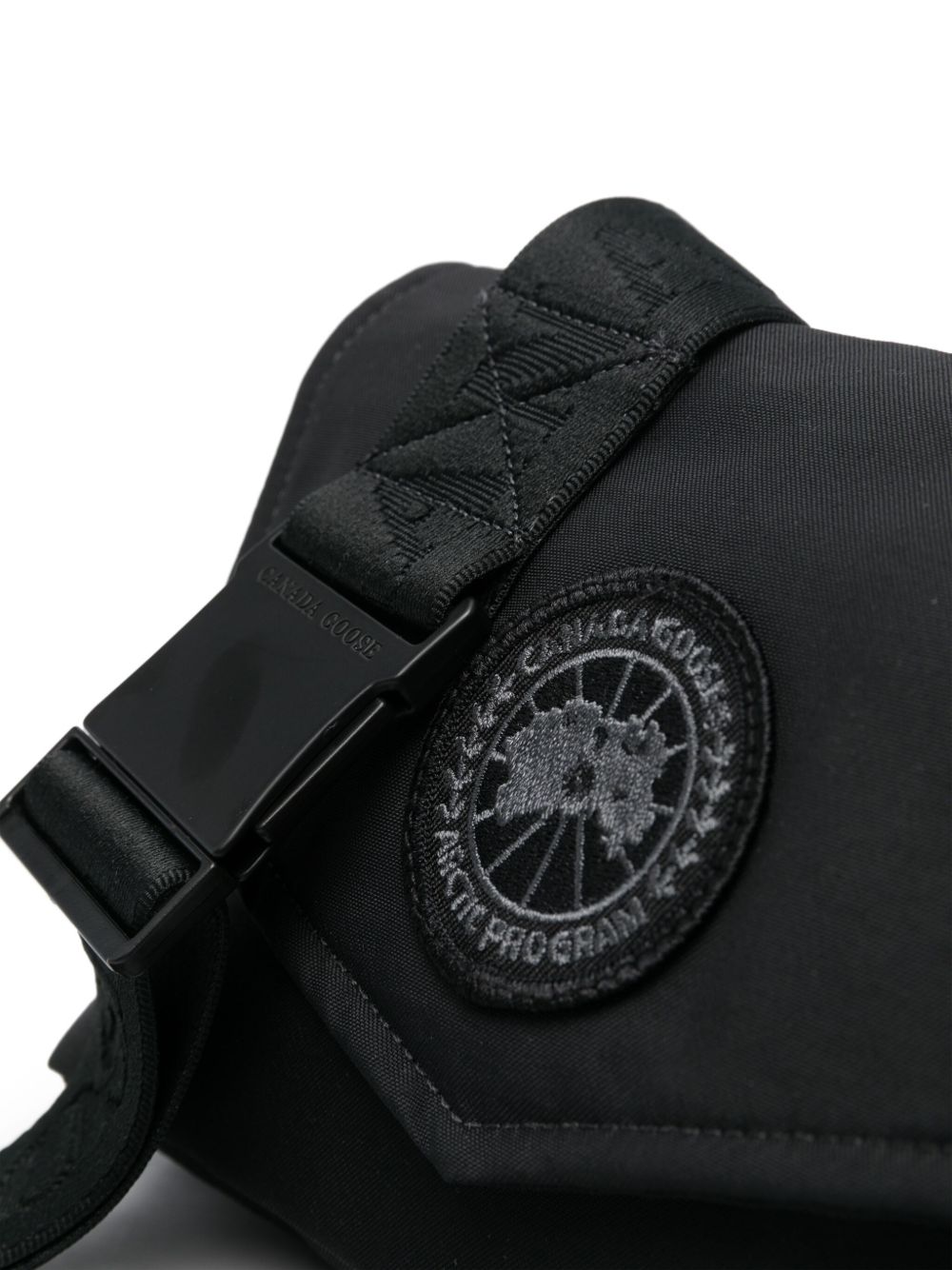 logo-patch belt bag