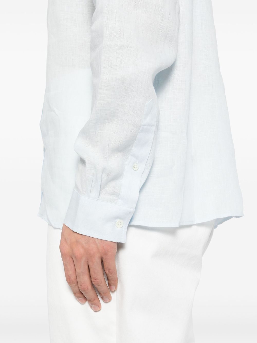 long-sleeved shirt