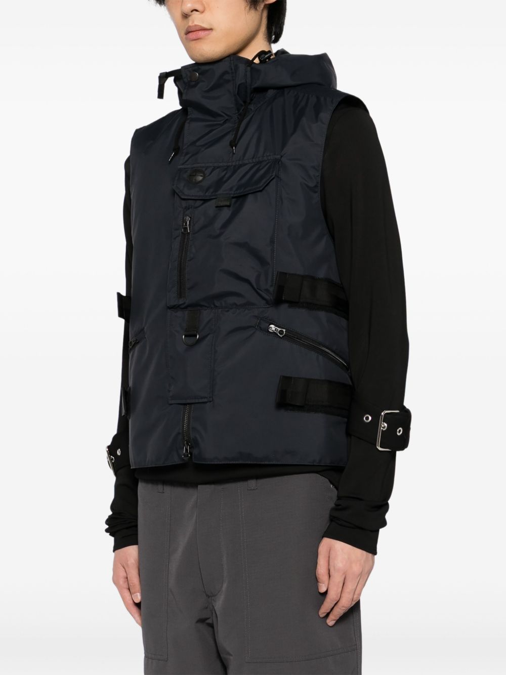 zip-up gilet