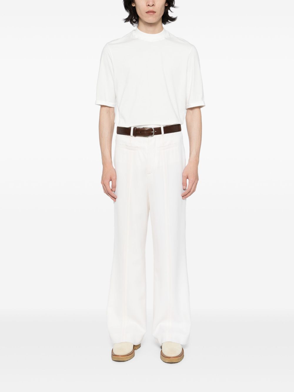 short-sleeved t-shirt