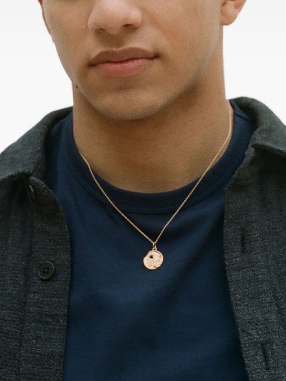 pendant necklace