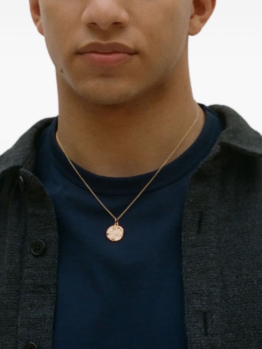 statement-pendant necklace 