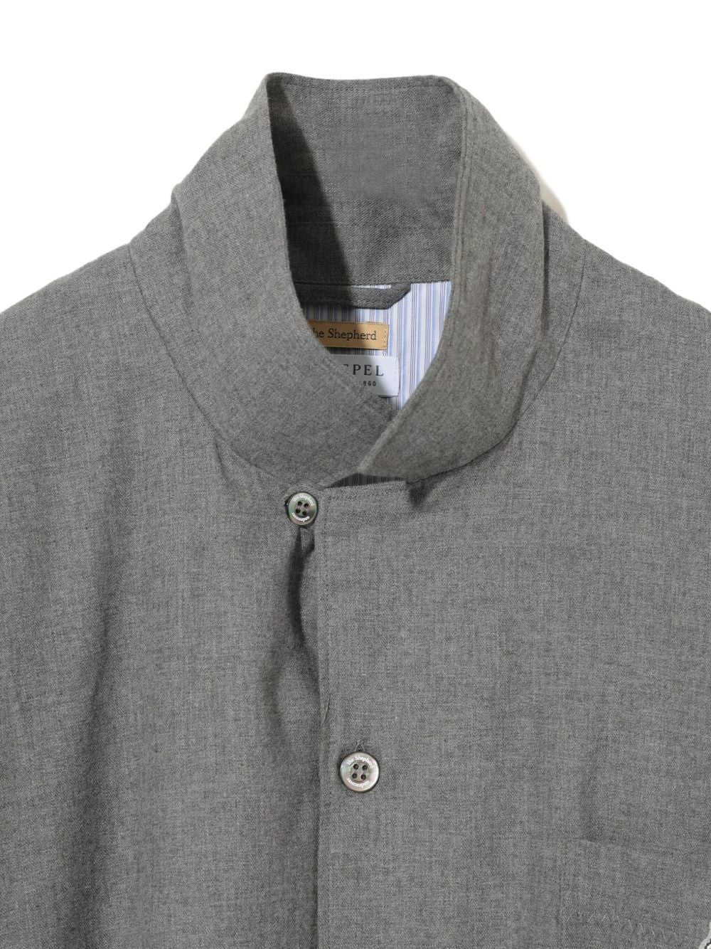 pocket-detail button-up shirt