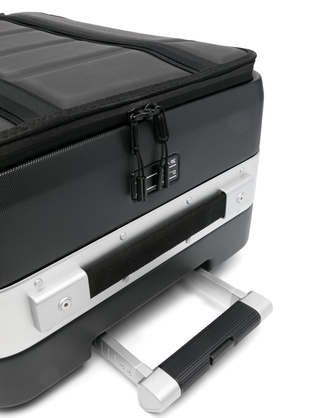 Ramverk Pro carry-on suitcase