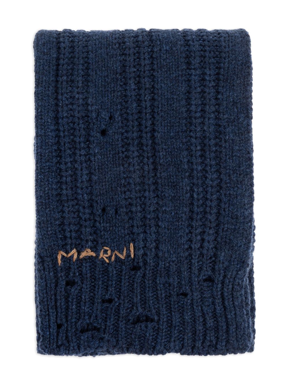 chunky-knit scarf
