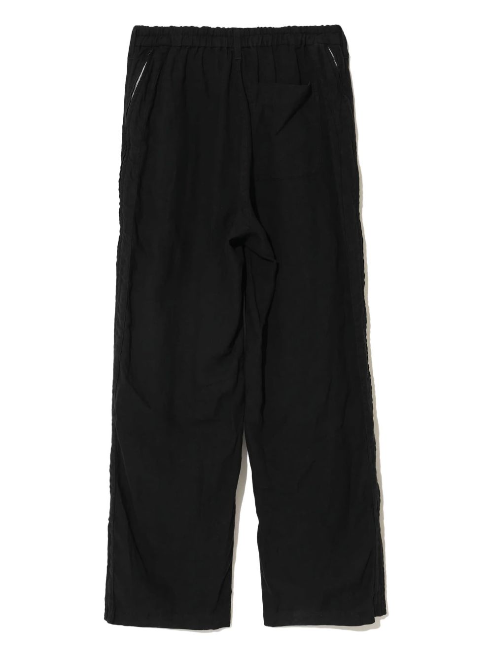 straight-leg trousers