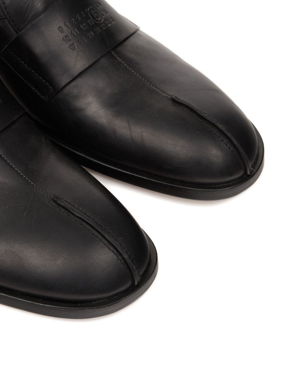 Tabi leather loafers