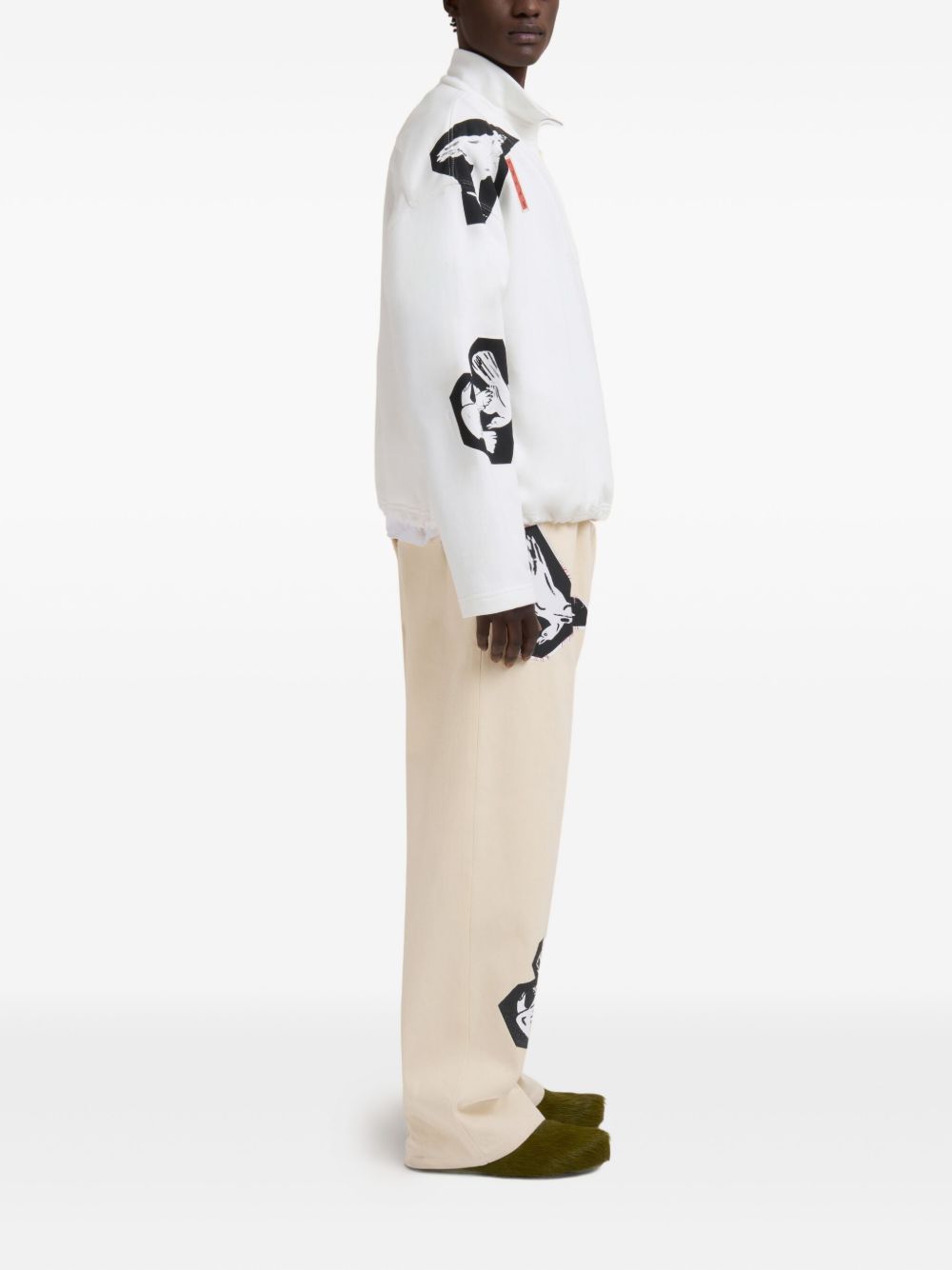 graphic-print pullover