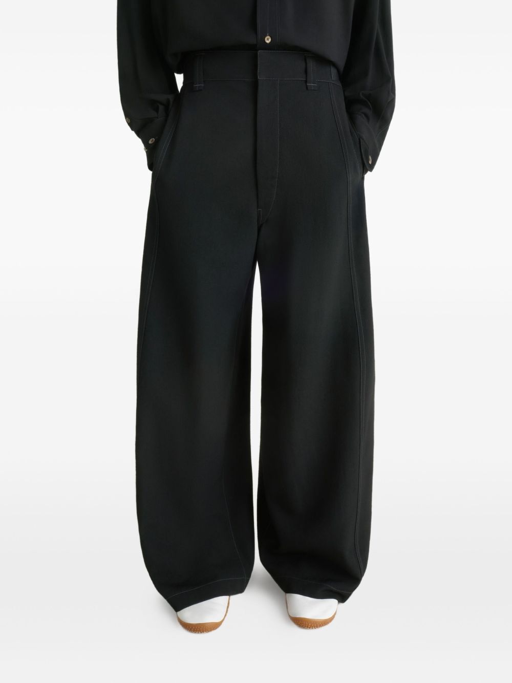 contrast-stitching trousers