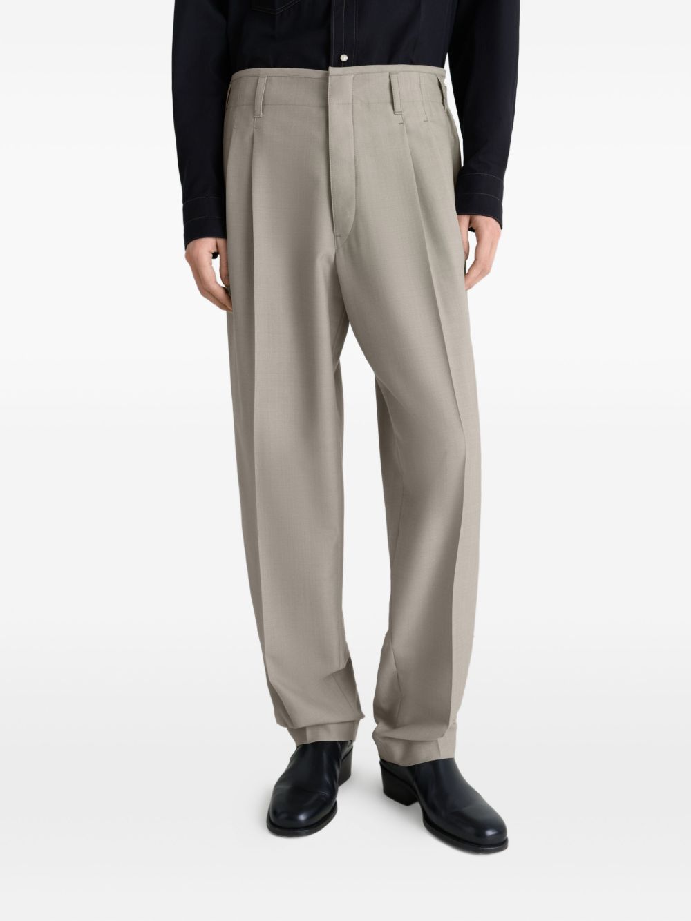 pleated-front side-adjustable trousers