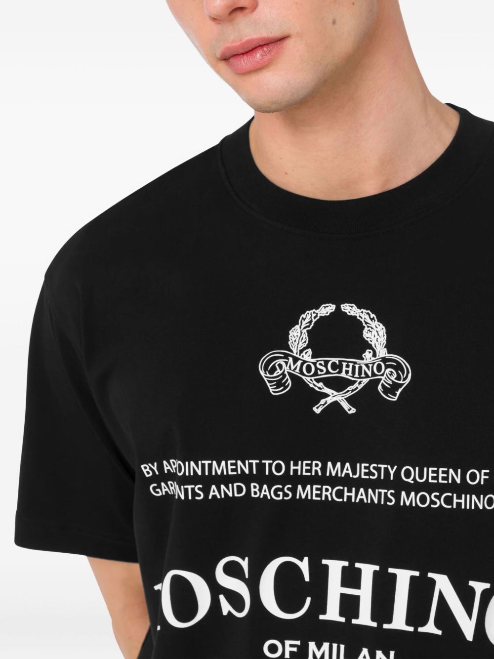 graphic-print T-shirt