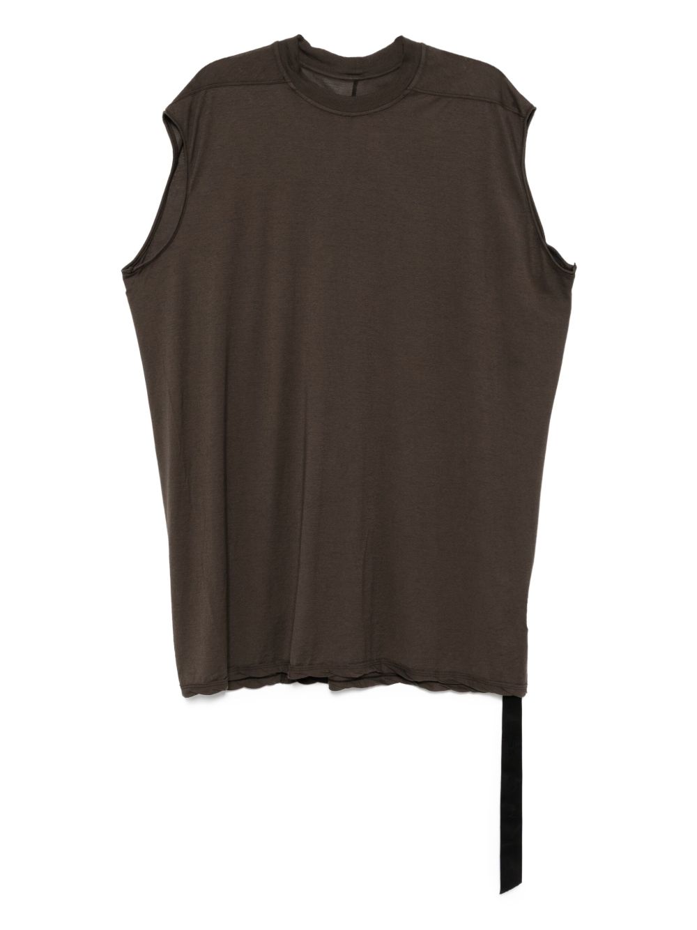 sleeveless T-shirt