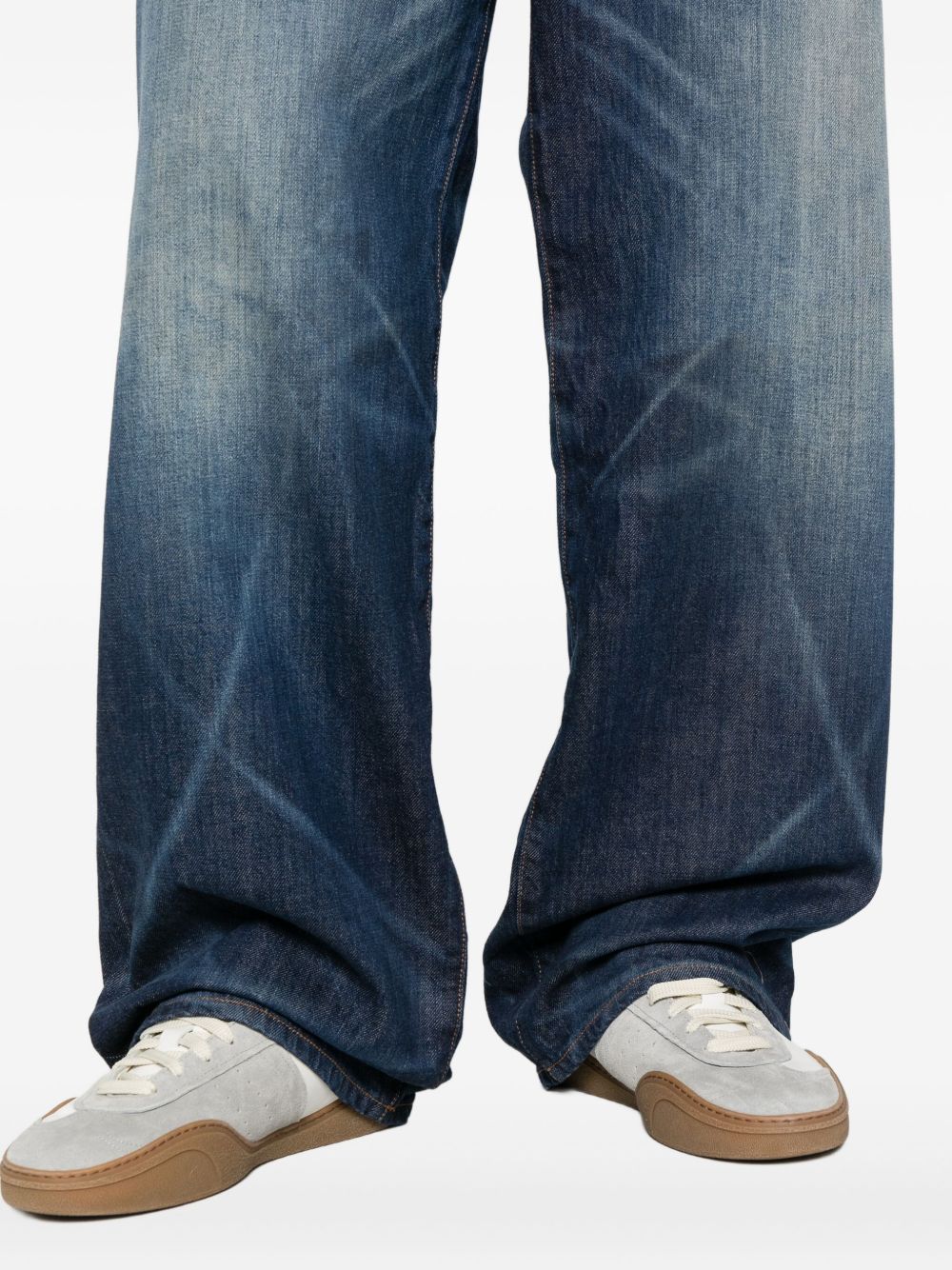 faded-effect jeans