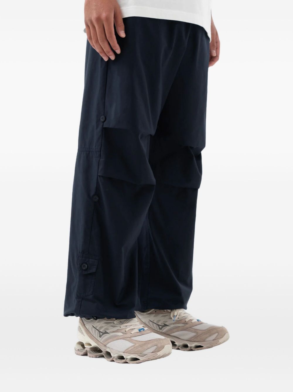 5304 button-fastening trousers