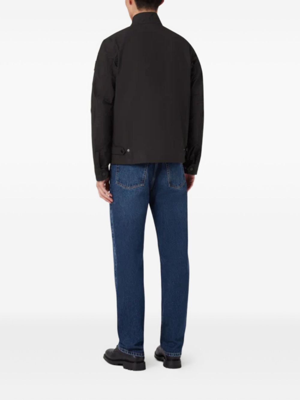 button-fastening flap-pocket jacket