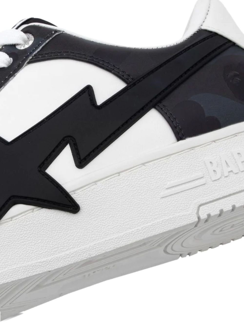 star-appliqué sneakers