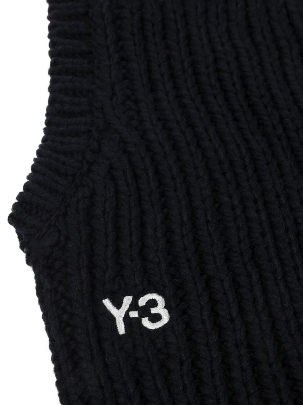 logo-detail balaclava