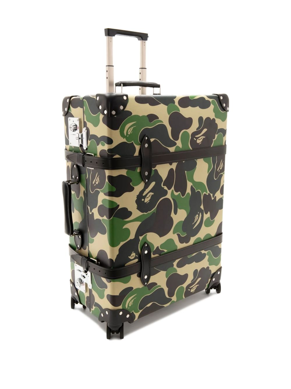 x Globe-Trotter camouflage-print luggage