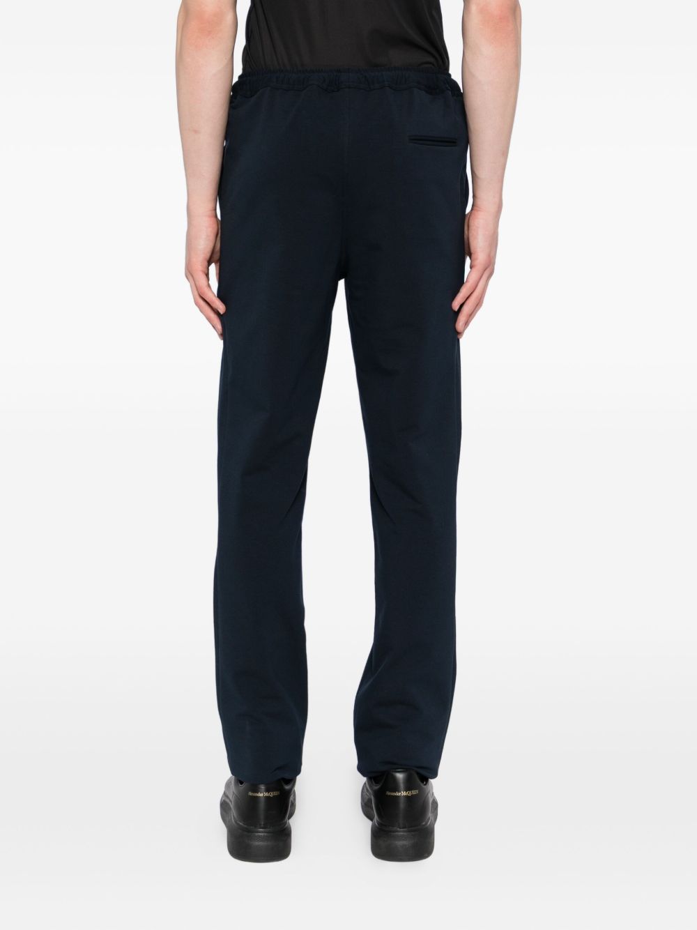 straight-leg trousers