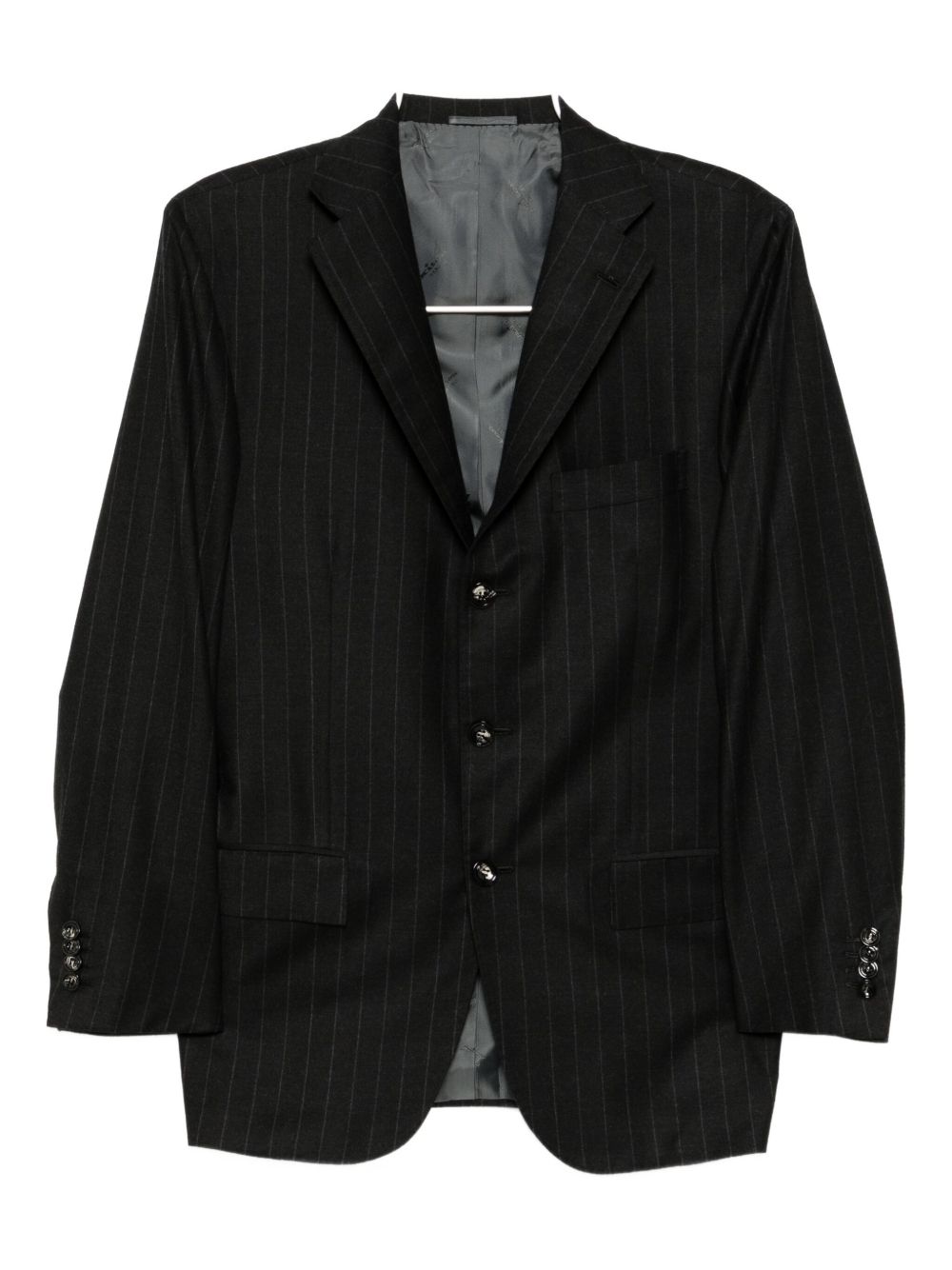 single-breasted suit