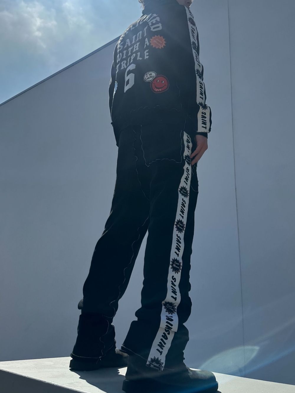 x A LOVE MOVEMENT appliqué hoodie