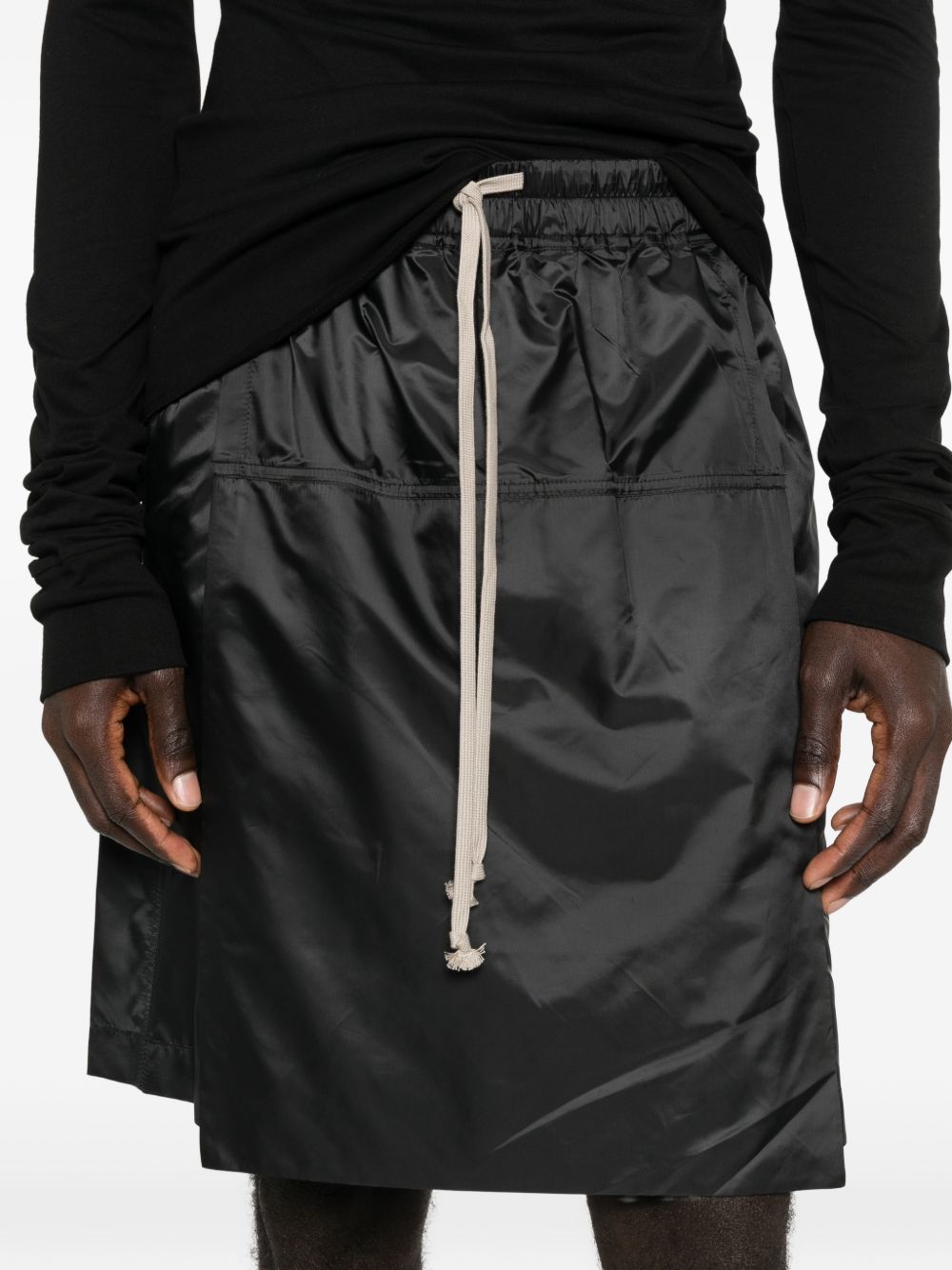 kilt elasticated shorts