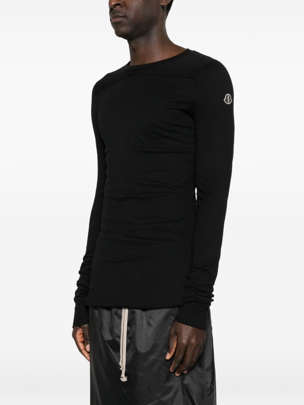 long-sleeved girder T-shirt