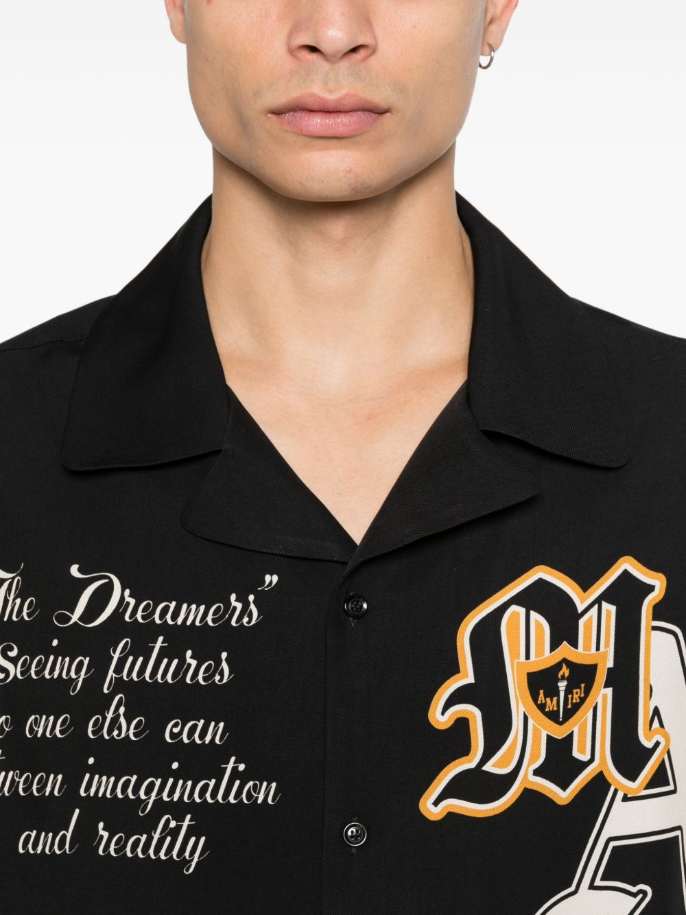 graphic-print shirt