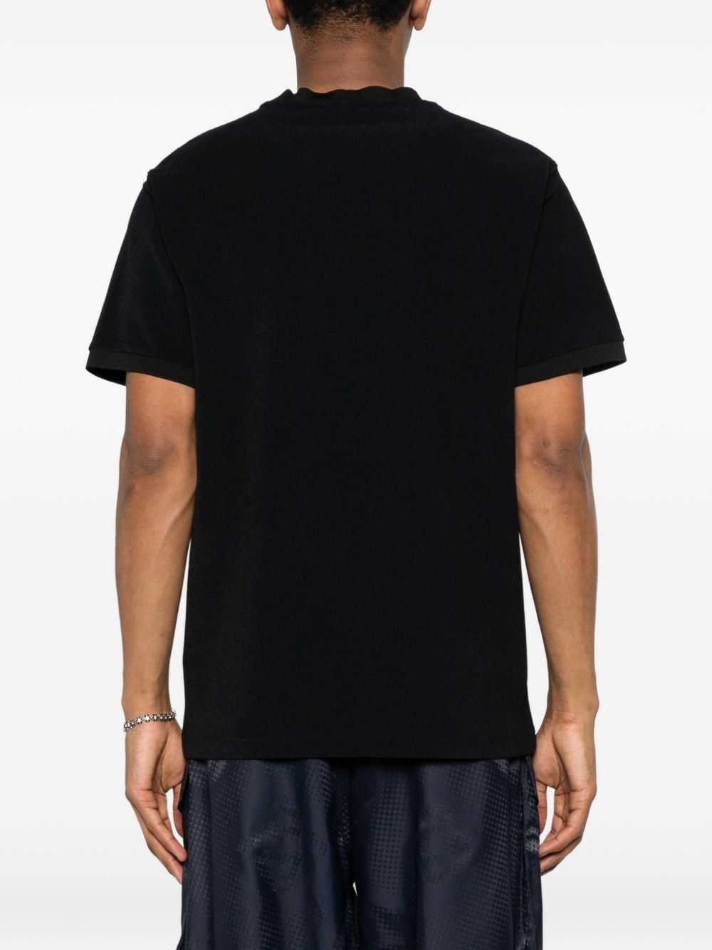 logo-embroidered T-shirt