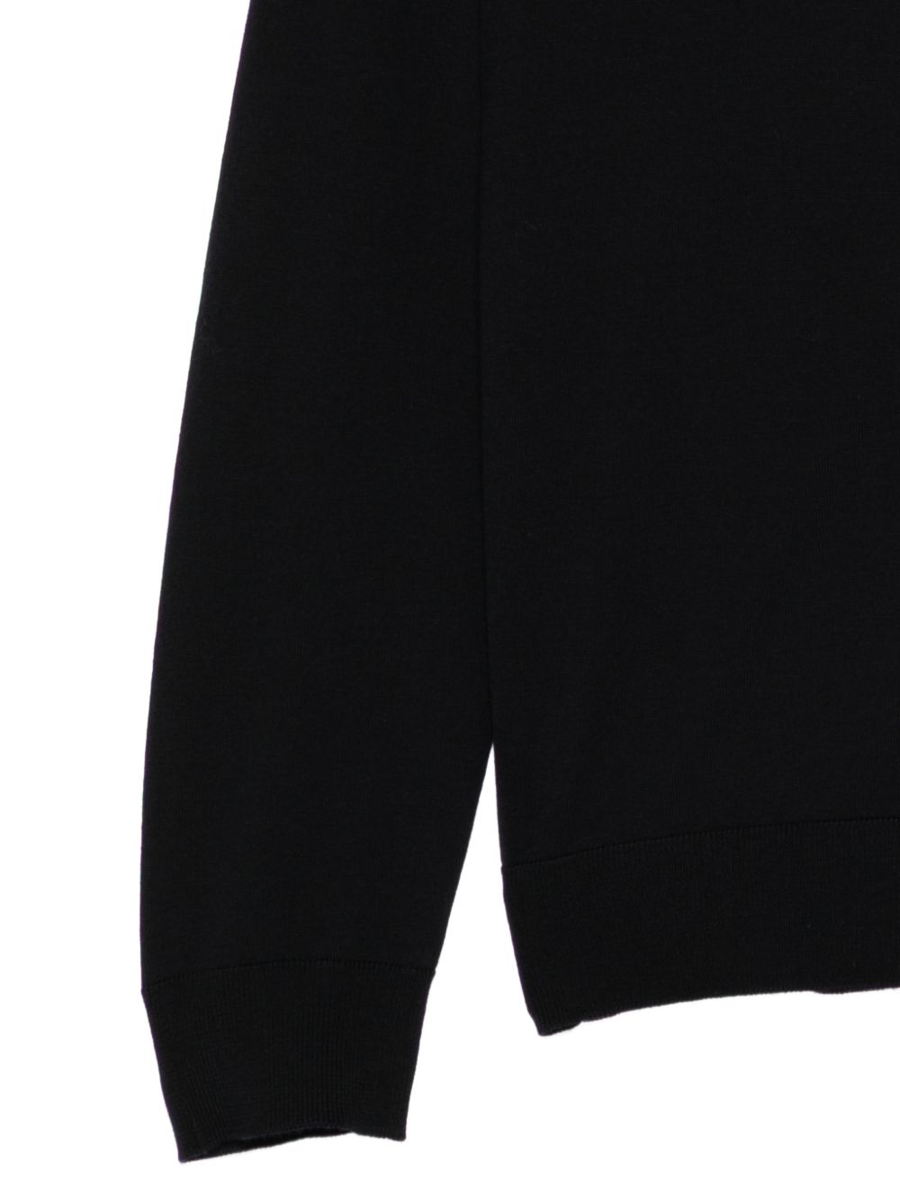 classic collar long-sleeve shirt