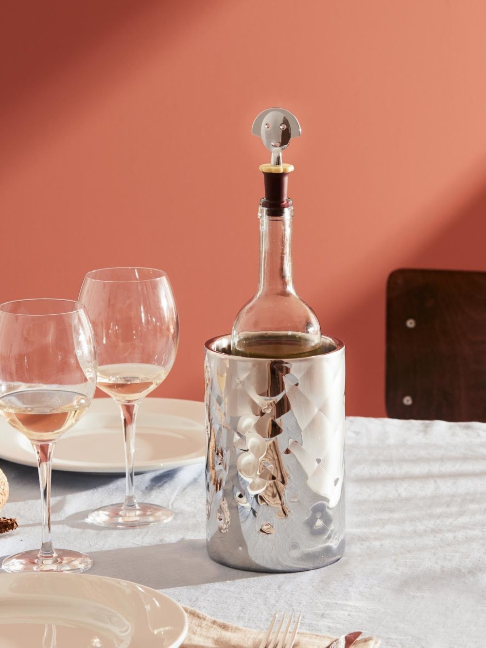 face wine stopper