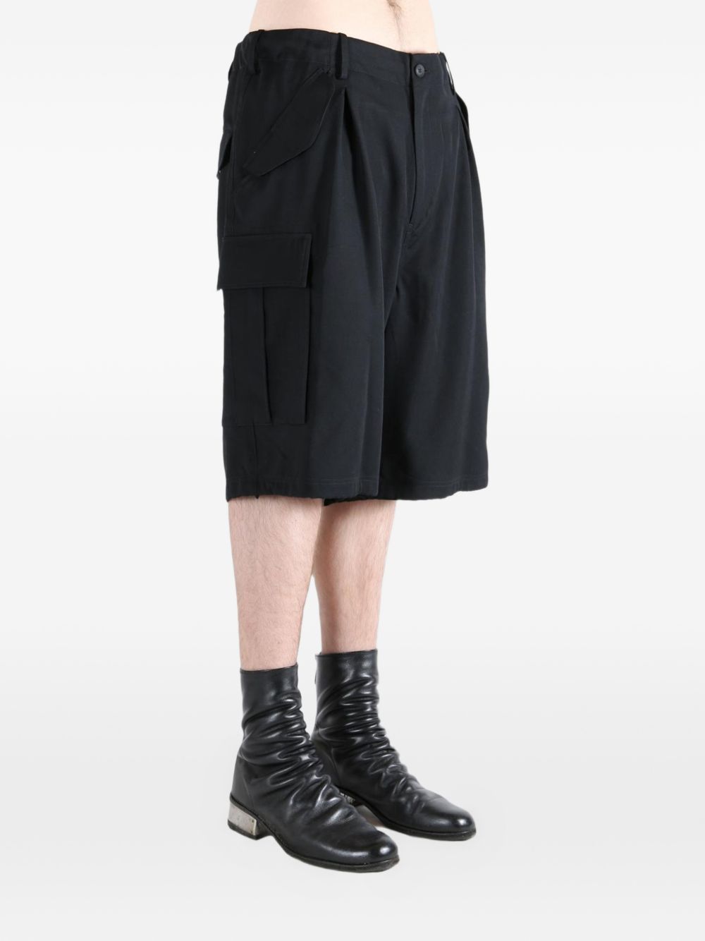 pleated cargo shorts