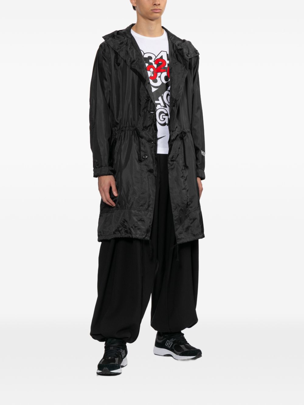pleated trousers