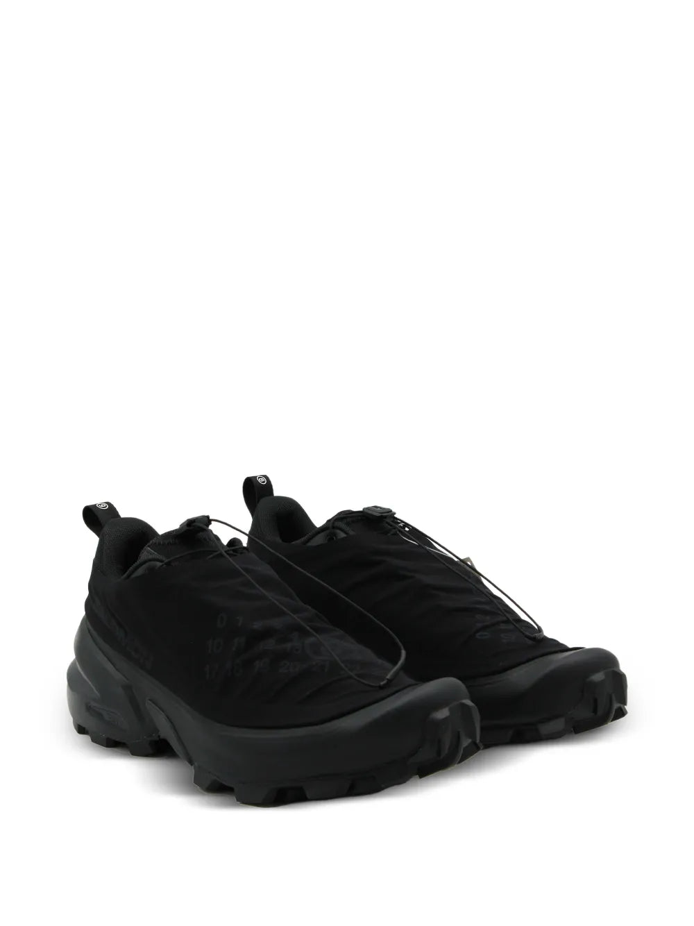 Cross Dust Sneakers