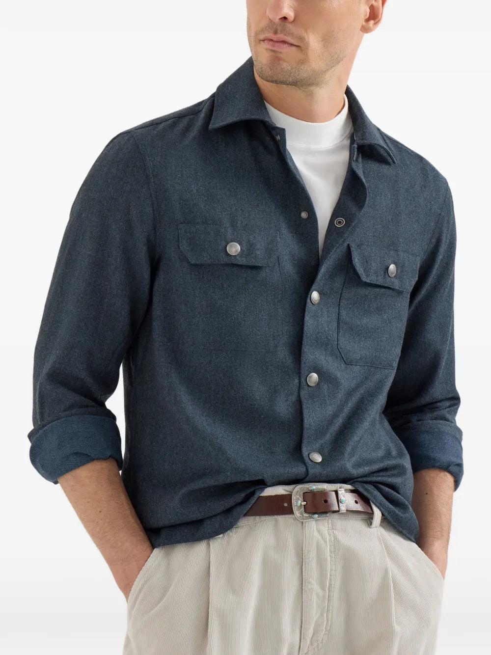 virgin-wool flannel overshirt with spread-collar and chest-pockets