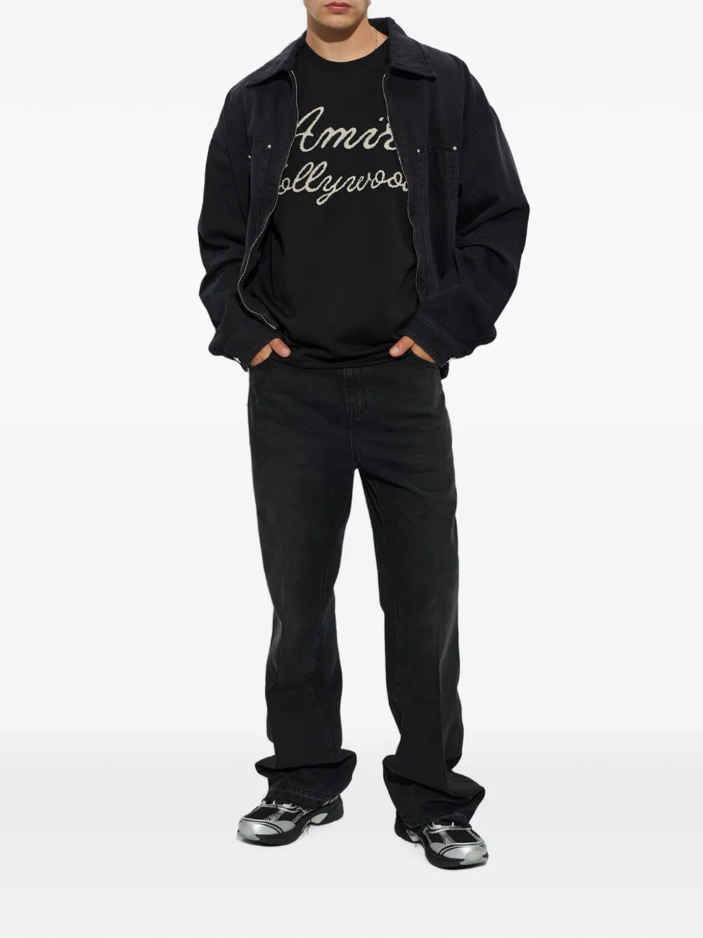 logo-embroidered T-shirt
