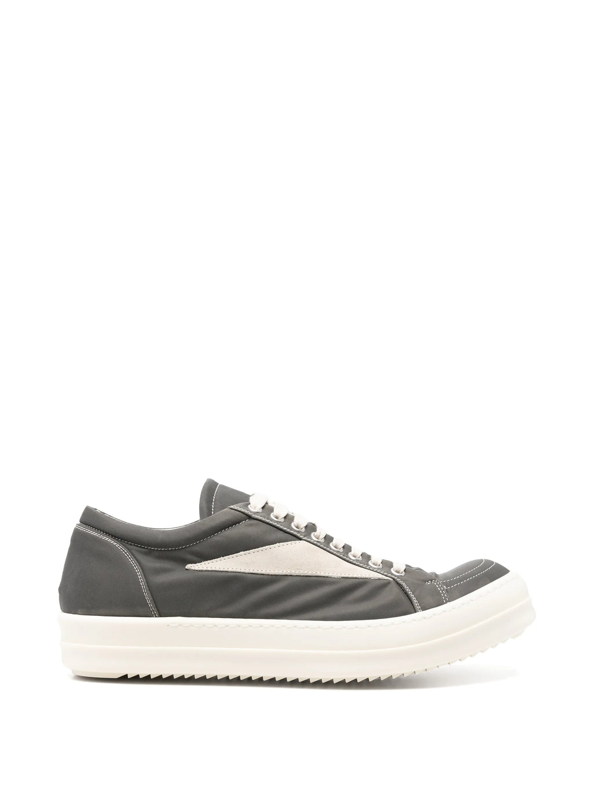 Vintage Sneaks Low-Top Sneakers